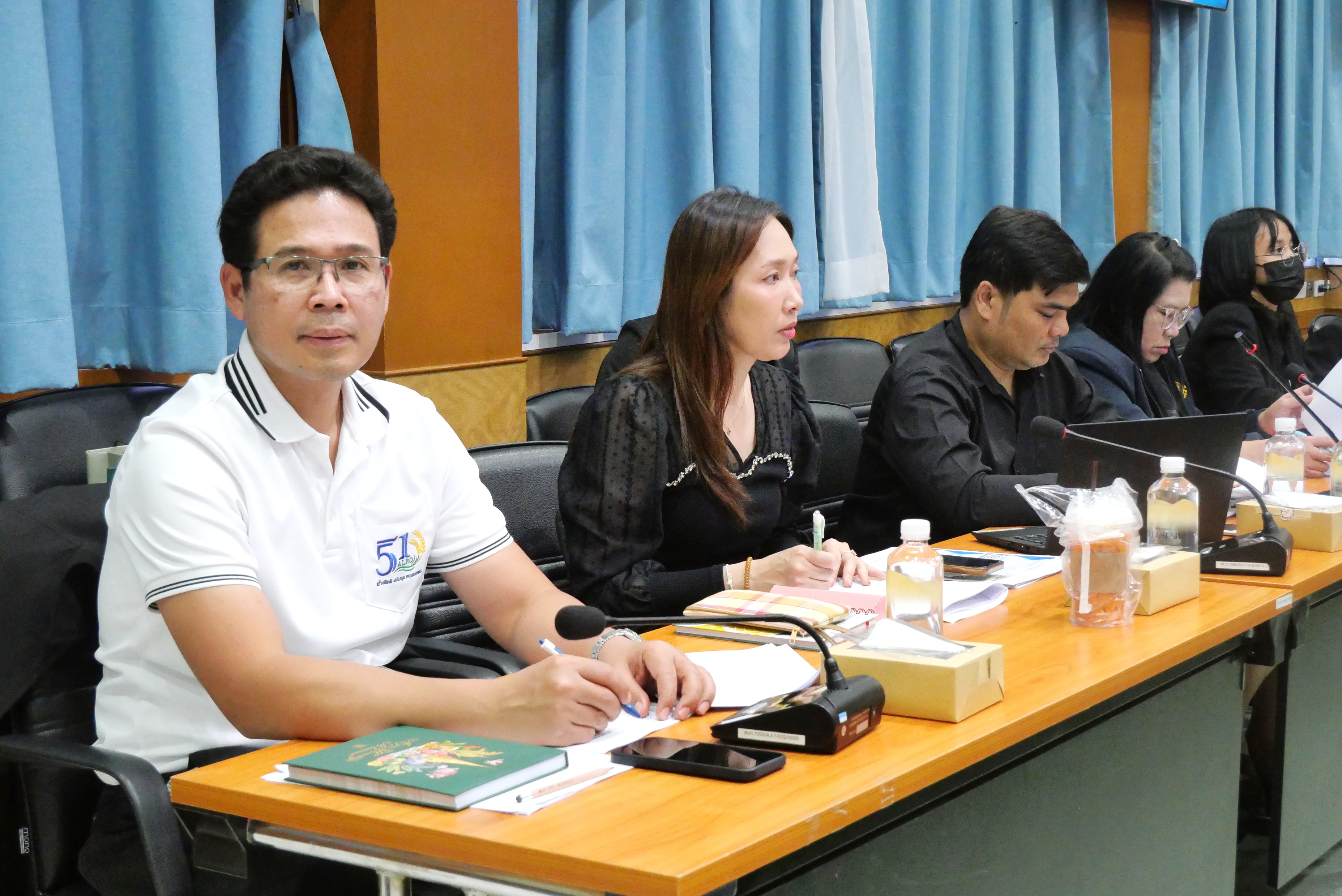 title - ส.ป.ก.ร่วมประชุมคณะทำงานเร่งรัดการปรับปรุงแนวเขตปฏิรูปที่ดินที่ประกาศเขตปฏิรูปที่ดินครอบคลุมทั้งอำเภอให้คงเหลือเฉพาะเขตดำเนินการปฏิรูปที่ดิน โดยใช้ผลจากการปรับปรุงแผนที่แนวเขตที่ดินของรัฐแบบบูรณาการ มาตราส่วน 1 : 4000 (One Map) 122 อำเภอ 21 จังหวัด 